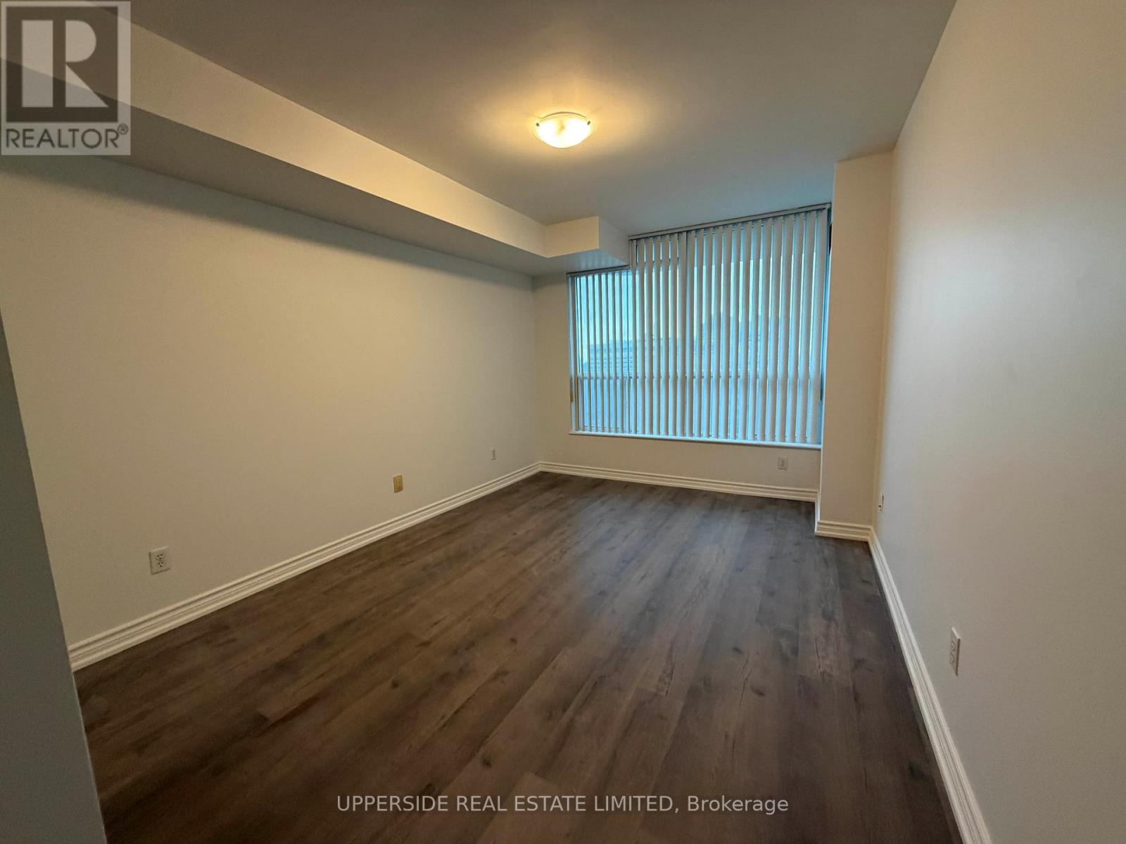 2705 - 750 Bay Street, Toronto, Ontario  M5G 1N6 - Photo 9 - C12645272