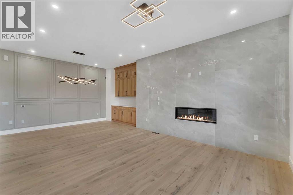 236 East Lakeview Place, Chestermere, Alberta  T1X 0A2 - Photo 5 - A2269147