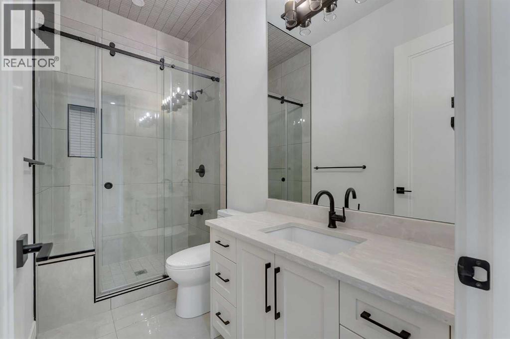 236 East Lakeview Place, Chestermere, Alberta  T1X 0A2 - Photo 20 - A2269147