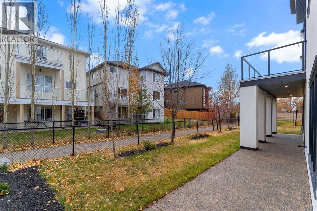 236 East Lakeview Place, Chestermere, Alberta  T1X 0A2 - Photo 48 - A2269147