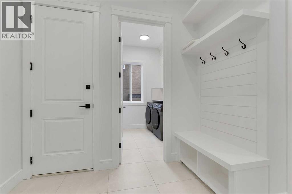 236 East Lakeview Place, Chestermere, Alberta  T1X 0A2 - Photo 21 - A2269147