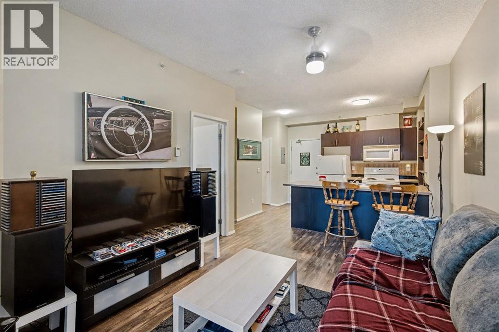 3309, 73 Erin Woods Court Se, Calgary, Alberta  T2B 3V2 - Photo 4 - A2275840