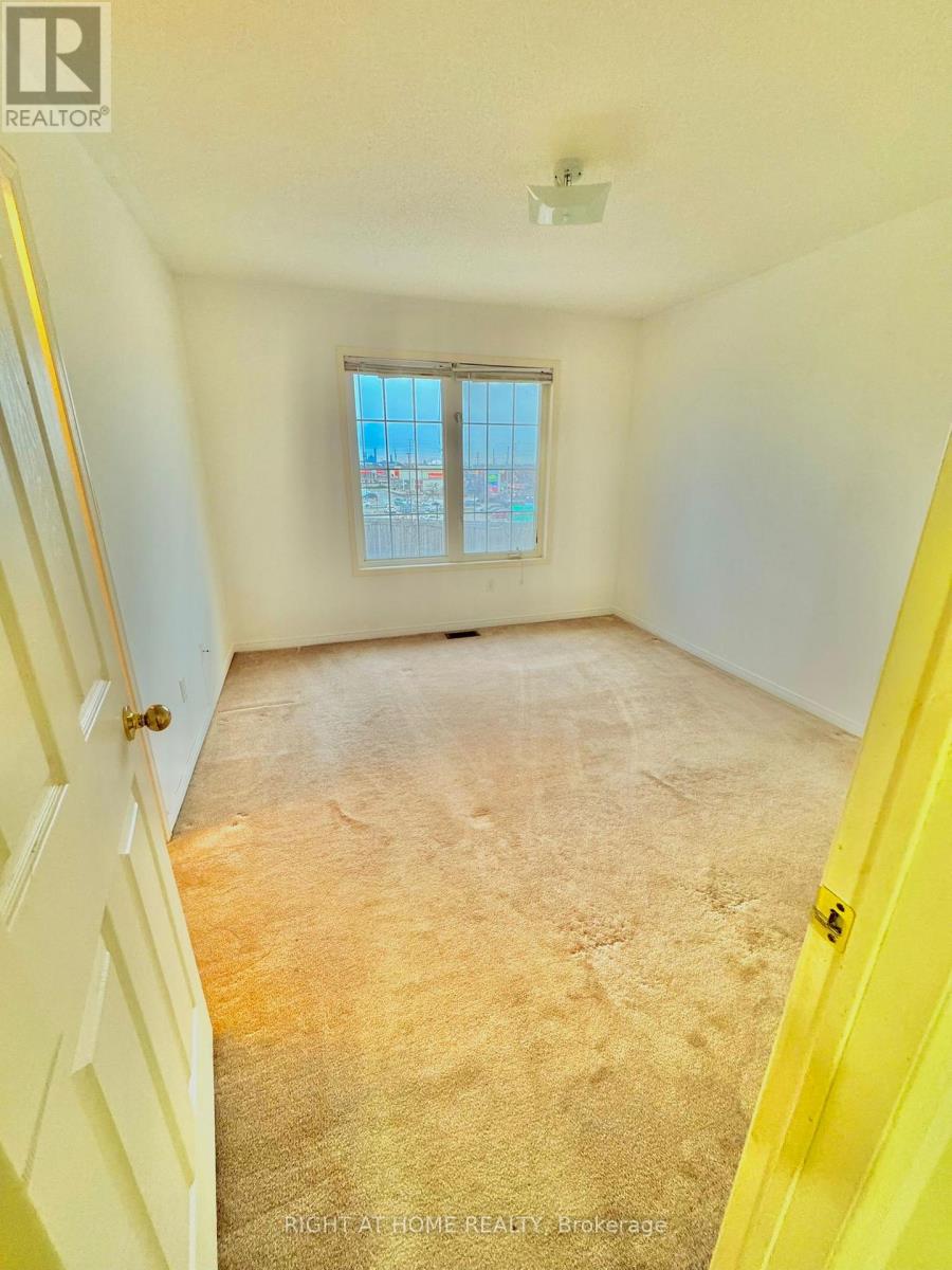 361 Aspendale Crescent, Mississauga, Ontario  L5W 0E7 - Photo 17 - W12553244