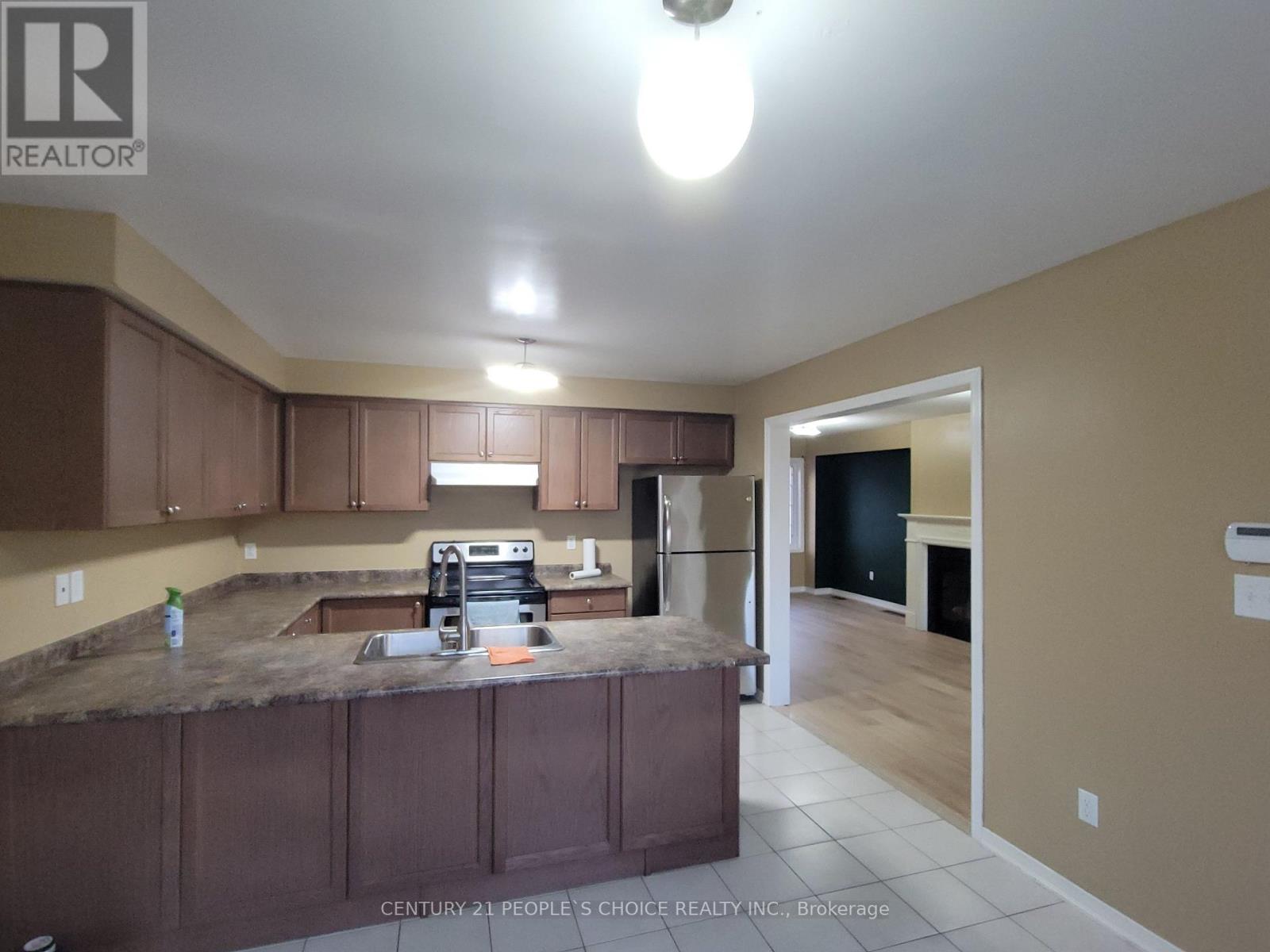 2 - 3045 Gladeside Avenue, Oakville, Ontario  L6M 0R3 - Photo 7 - W12645258