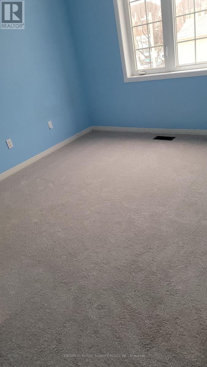 2 - 3045 Gladeside Avenue, Oakville, Ontario  L6M 0R3 - Photo 9 - W12645258