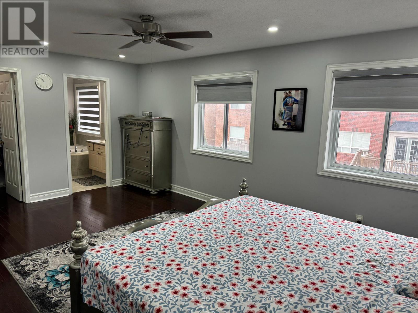 8 Bayridge Drive S, Brampton, Ontario  L6P 2H8 - Photo 21 - W12645276