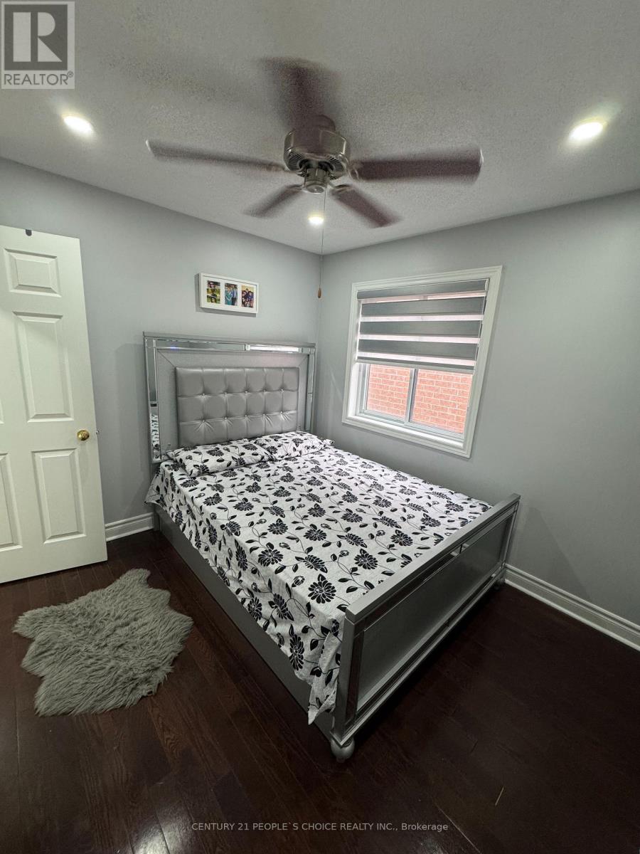 8 Bayridge Drive S, Brampton, Ontario  L6P 2H8 - Photo 26 - W12645276