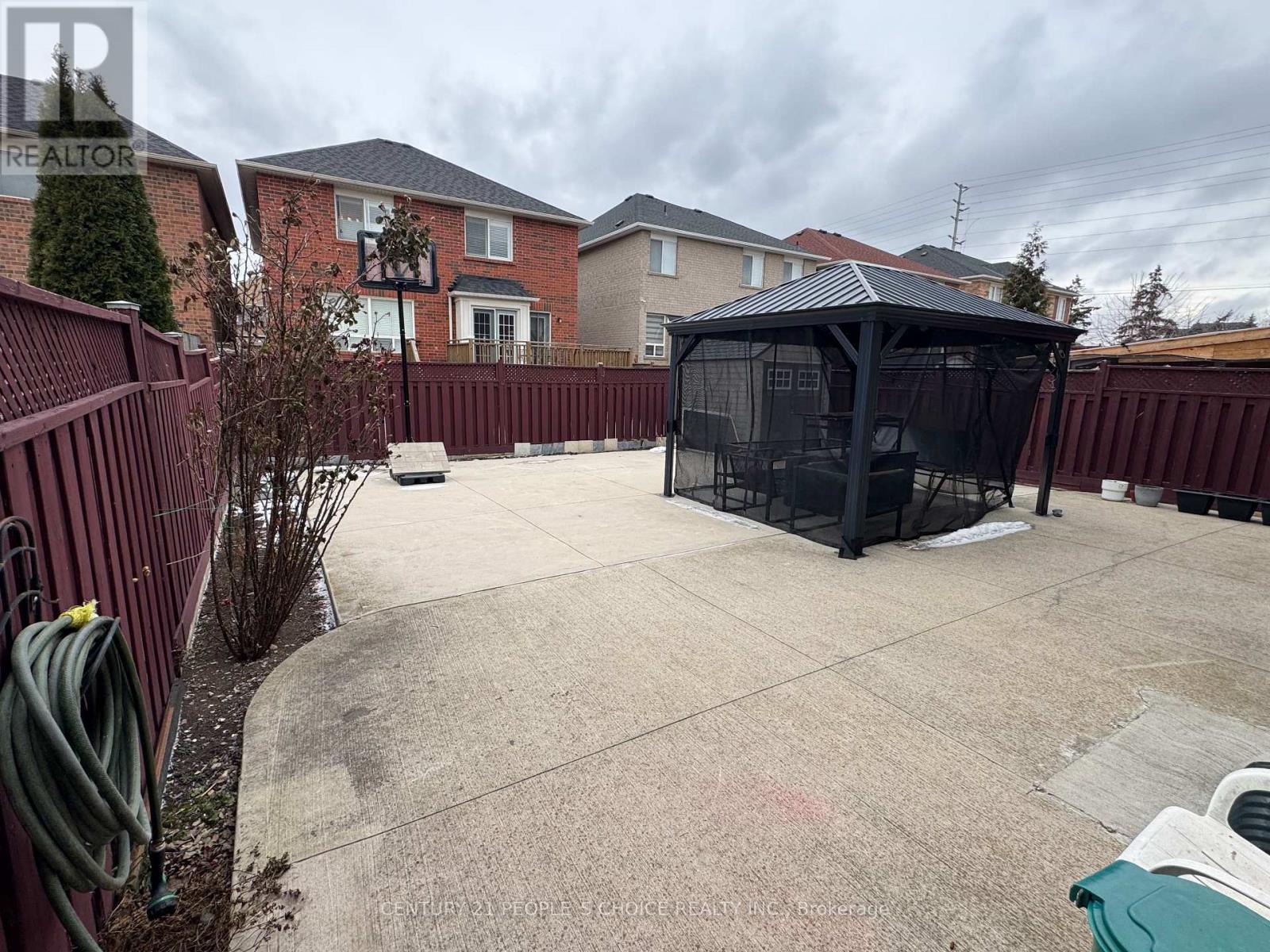 8 Bayridge Drive S, Brampton, Ontario  L6P 2H8 - Photo 50 - W12645276