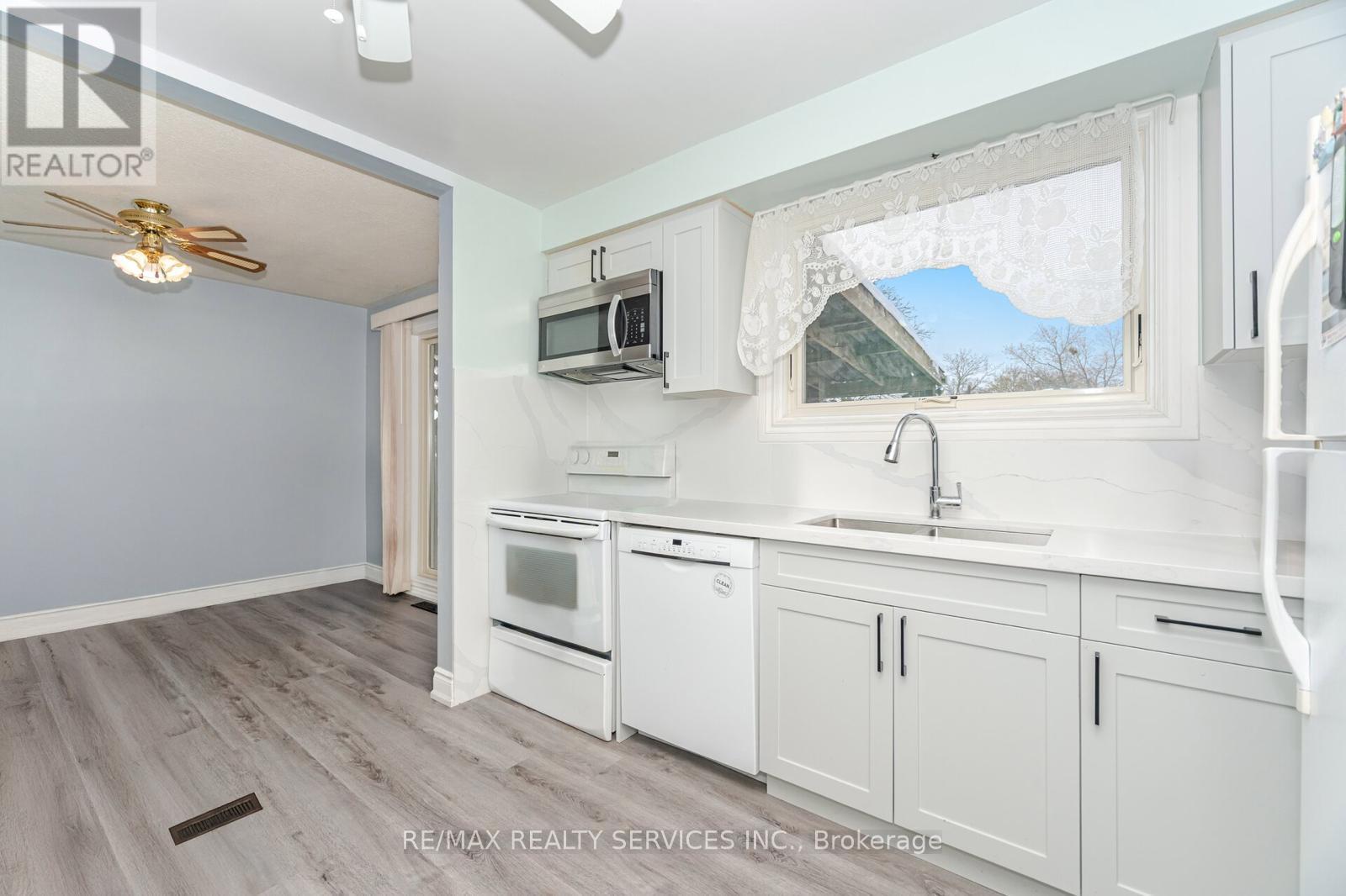 84 Sutherland Avenue, Brampton, Ontario  L6V 2H7 - Photo 16 - W12645286