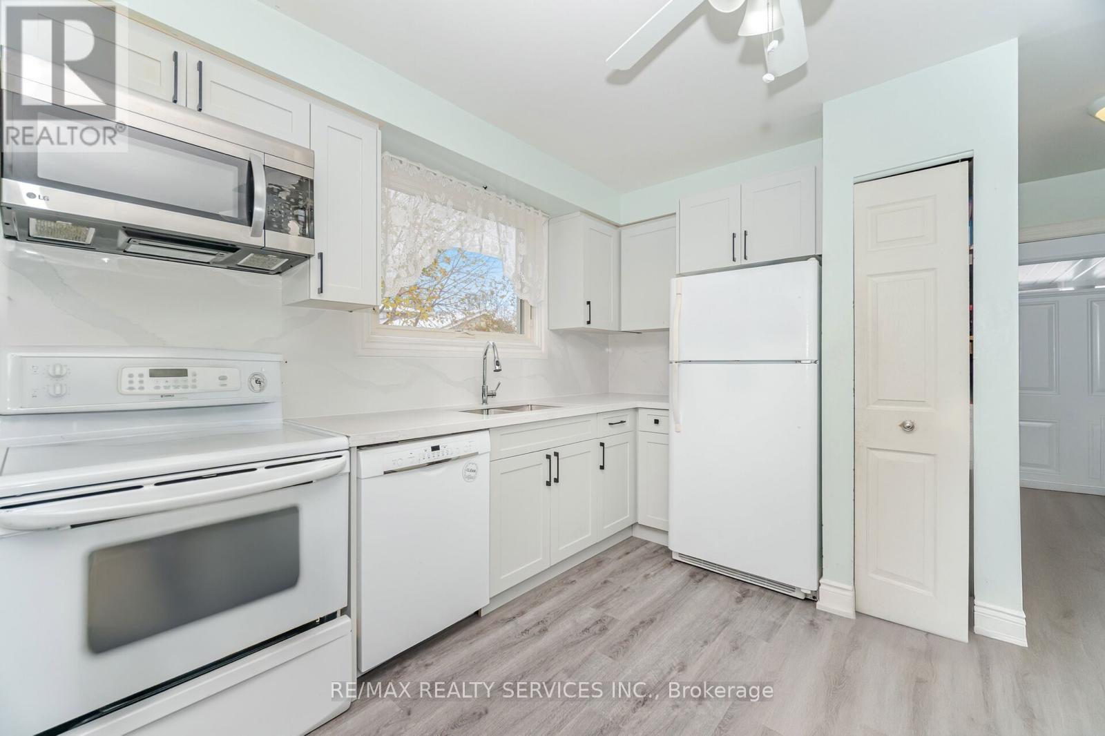 84 Sutherland Avenue, Brampton, Ontario  L6V 2H7 - Photo 17 - W12645286