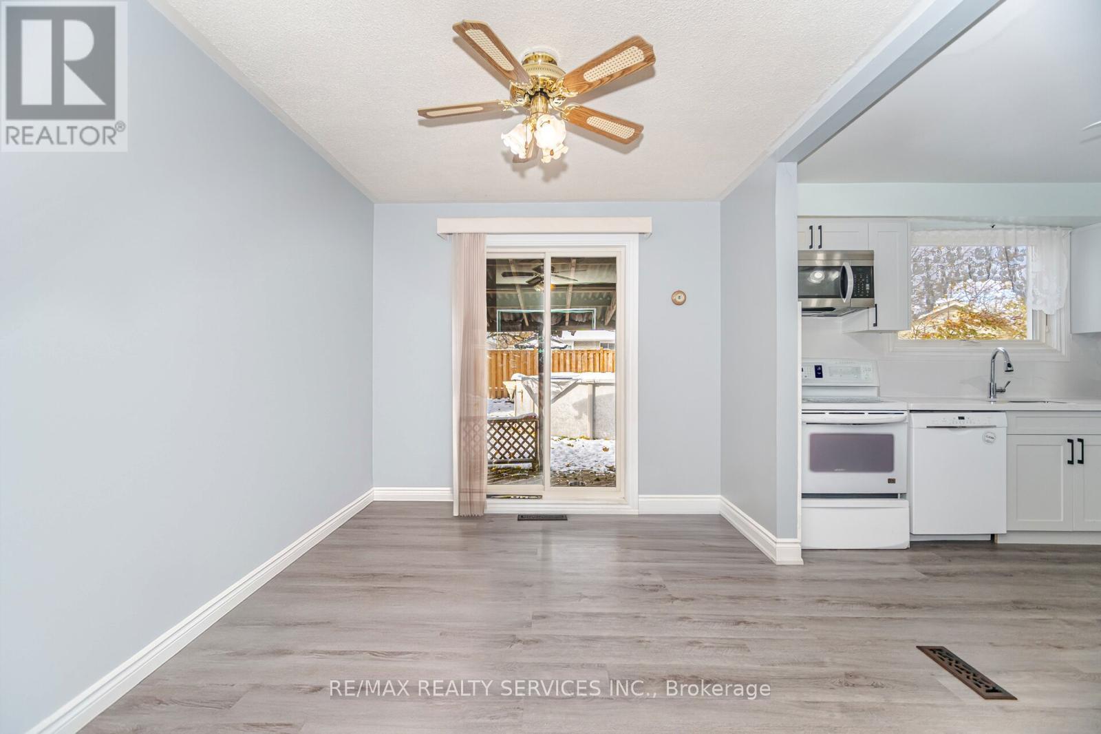 84 Sutherland Avenue, Brampton, Ontario  L6V 2H7 - Photo 18 - W12645286