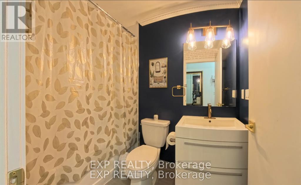 608 - 297 College Street, Toronto, Ontario  M5T 0C2 - Photo 3 - C12645288