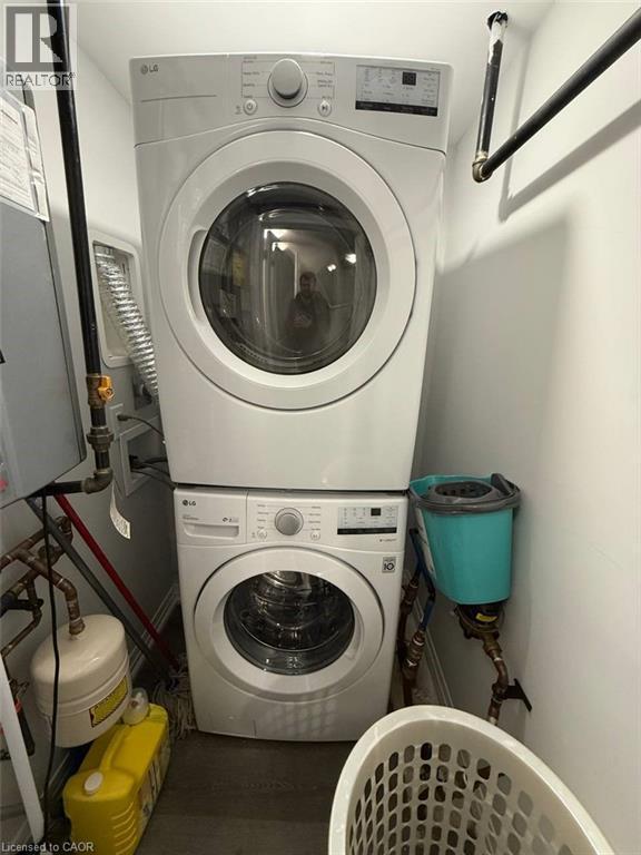 6705 Cropp Street, Niagara Falls, Ontario  L2E 0C1 - Photo 14 - 40794725