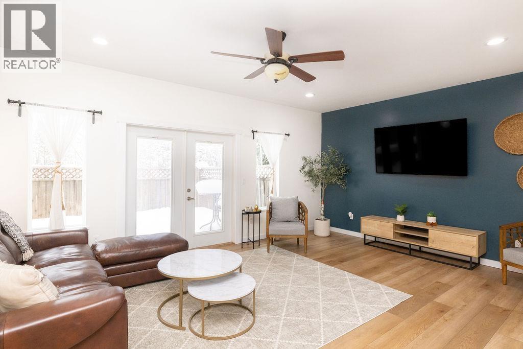 6251 Jasper Road, Sechelt, British Columbia  V7Z 0M2 - Photo 6 - R2964585