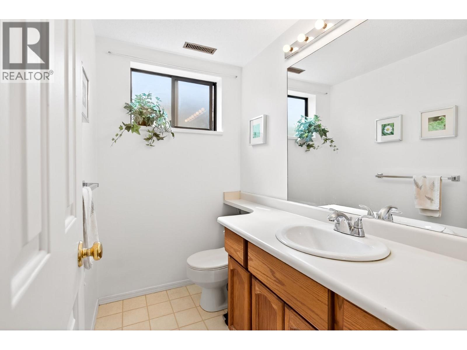 2242 Rampart Place, Port Coquitlam, British Columbia  V3C 5C5 - Photo 27 - R3032234