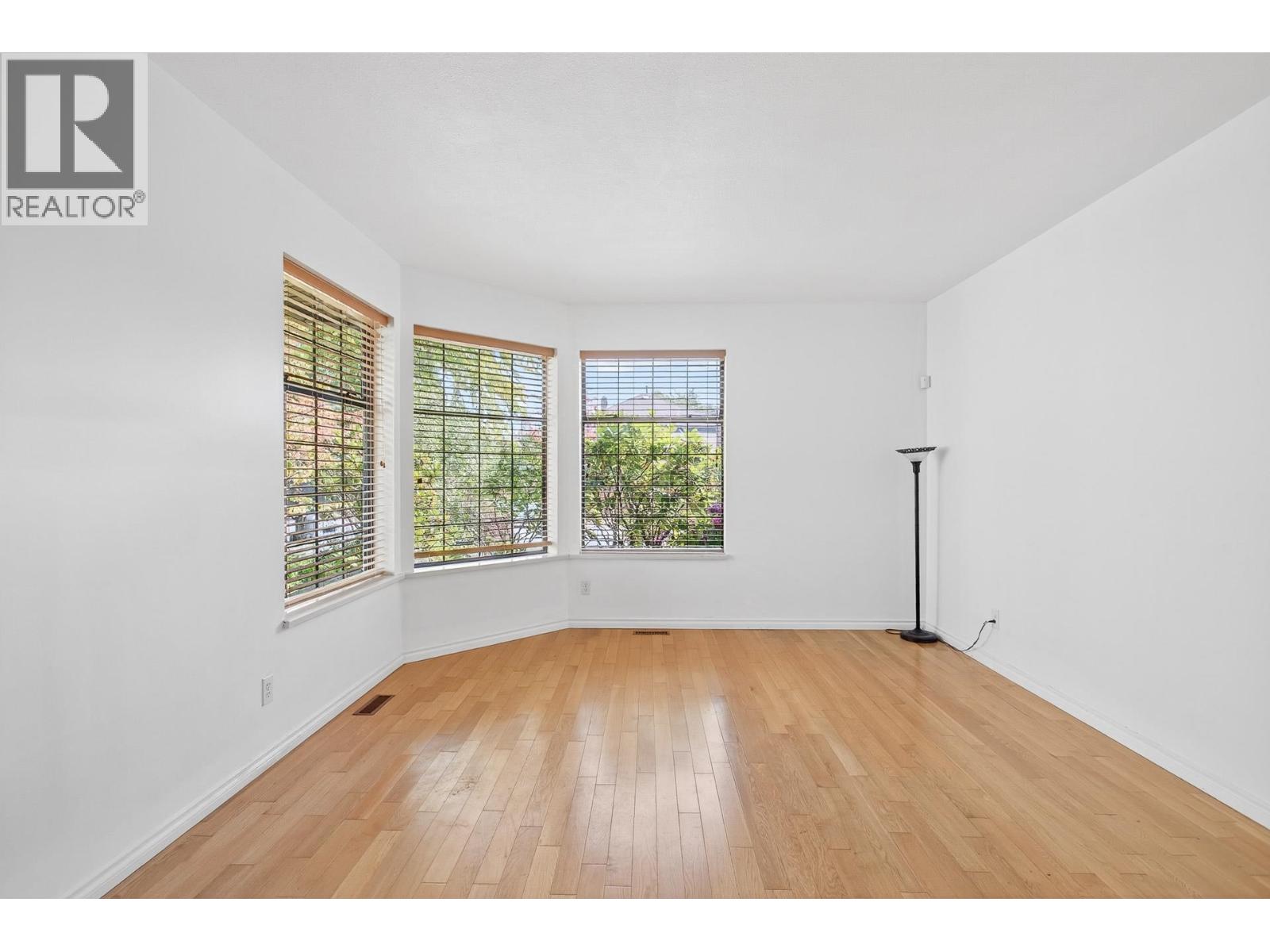 2242 Rampart Place, Port Coquitlam, British Columbia  V3C 5C5 - Photo 9 - R3032234