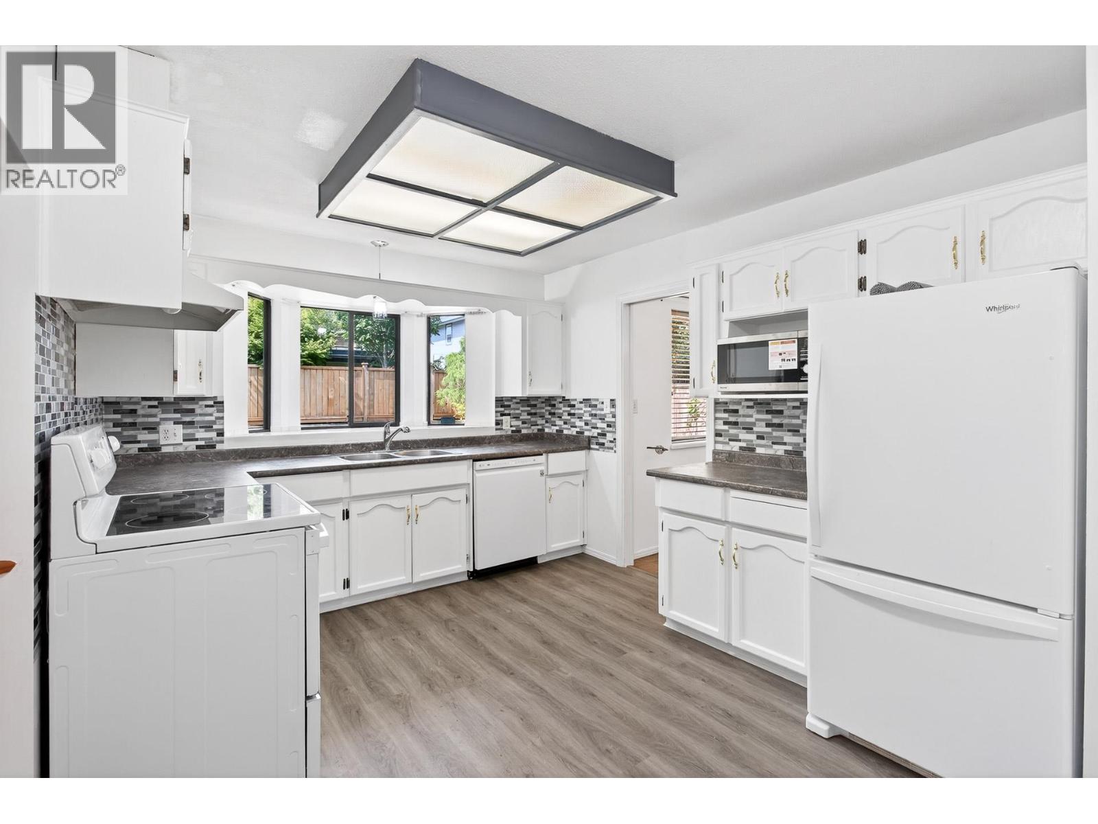 2242 Rampart Place, Port Coquitlam, British Columbia  V3C 5C5 - Photo 13 - R3032234