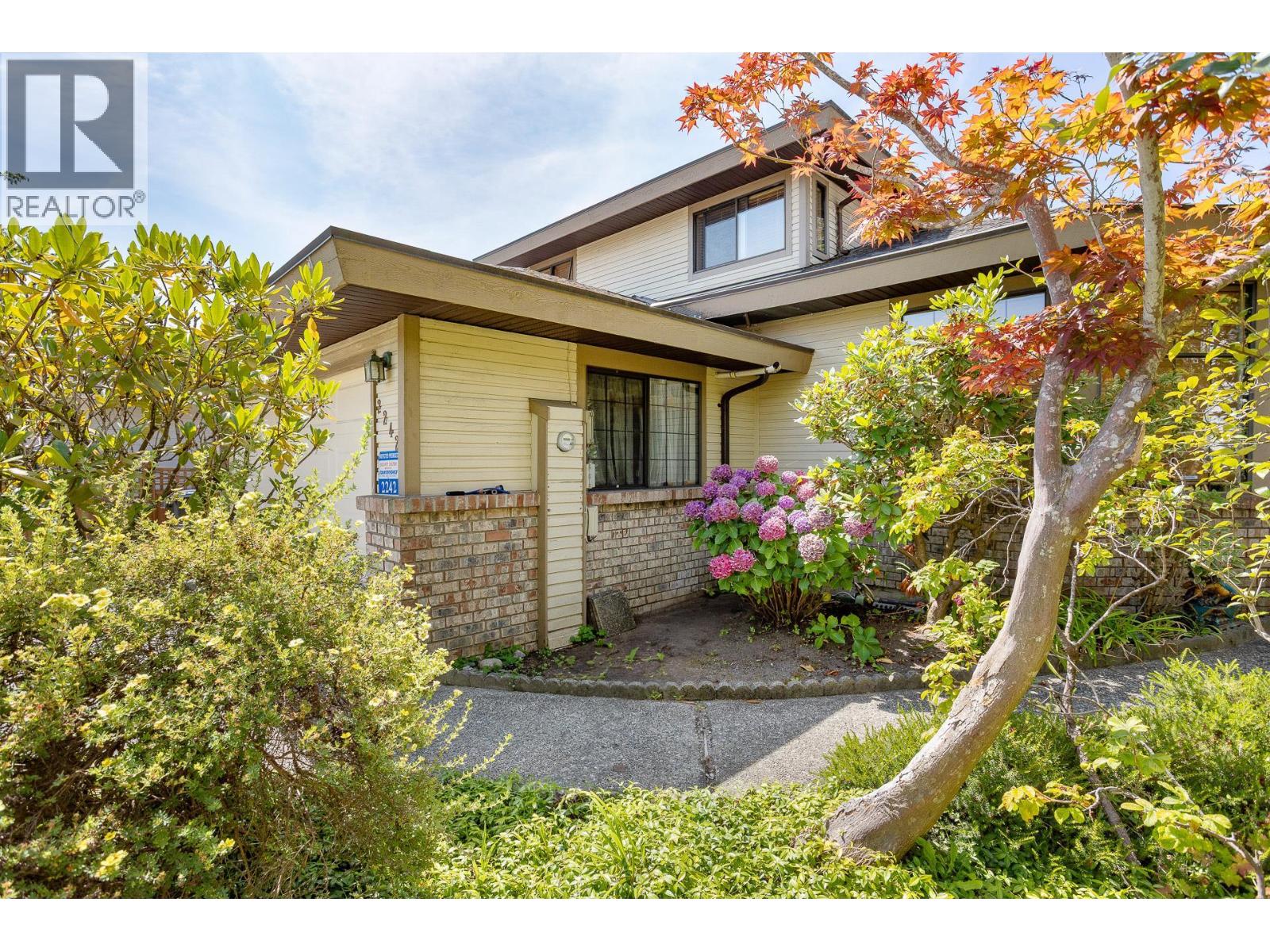 2242 Rampart Place, Port Coquitlam, British Columbia  V3C 5C5 - Photo 4 - R3032234