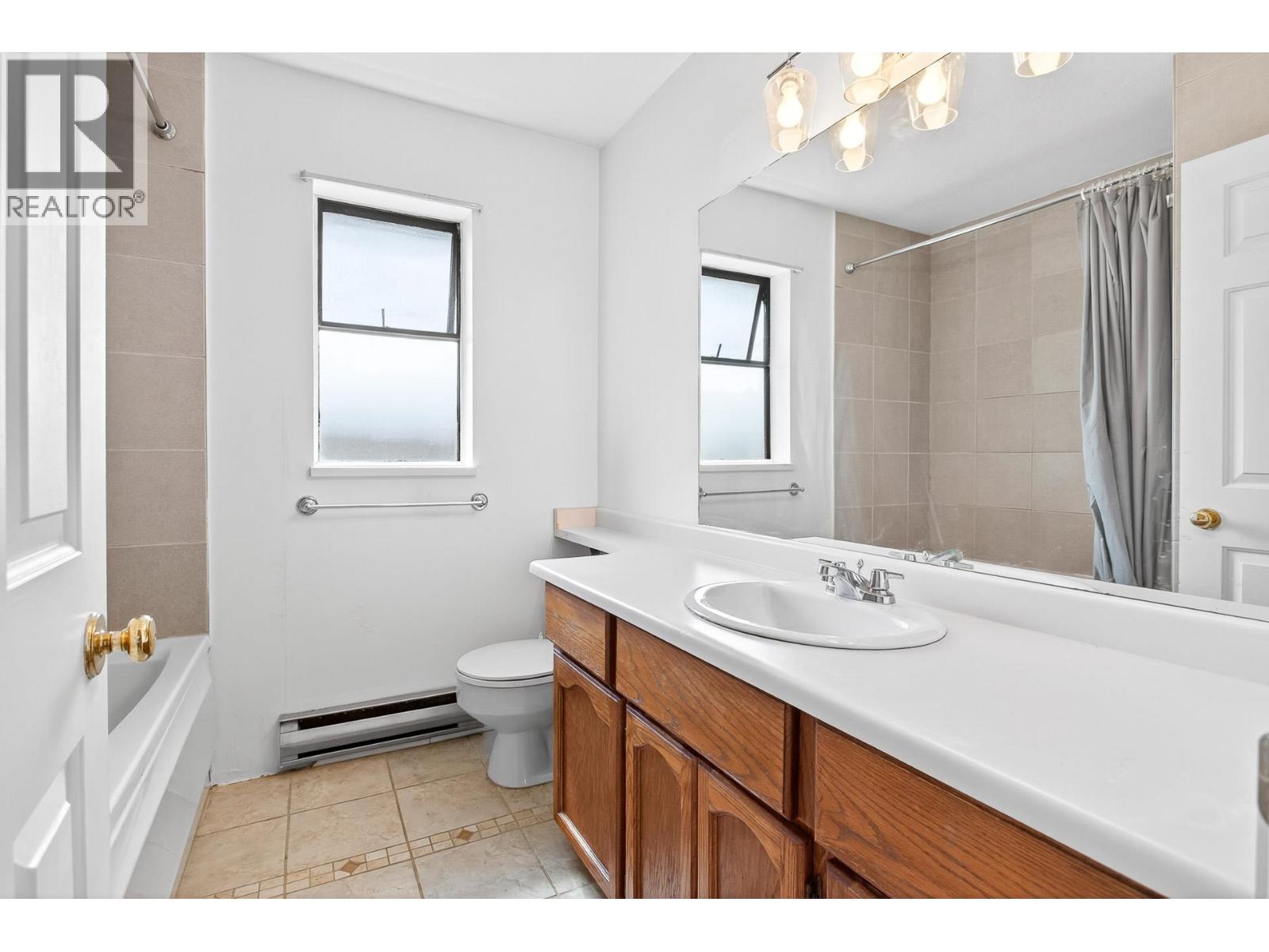 2242 Rampart Place, Port Coquitlam, British Columbia  V3C 5C5 - Photo 37 - R3032234