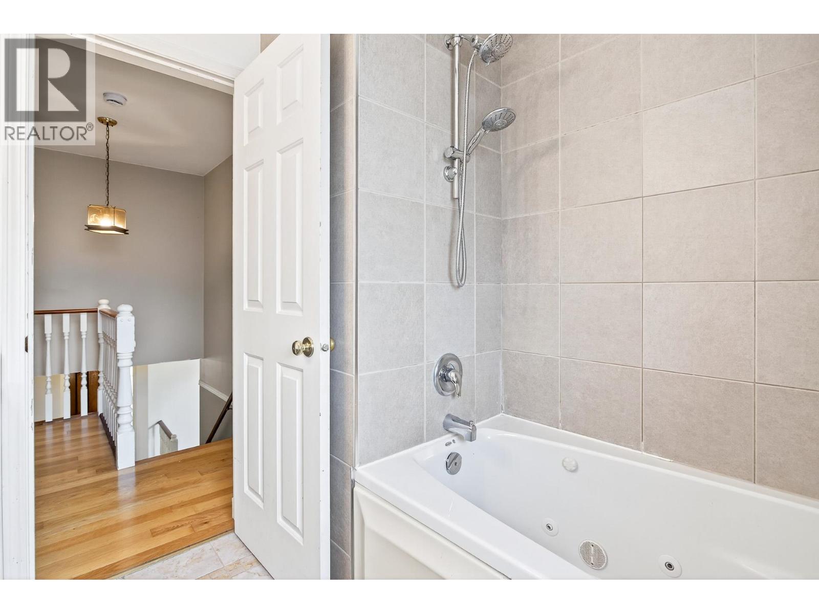 2242 Rampart Place, Port Coquitlam, British Columbia  V3C 5C5 - Photo 38 - R3032234