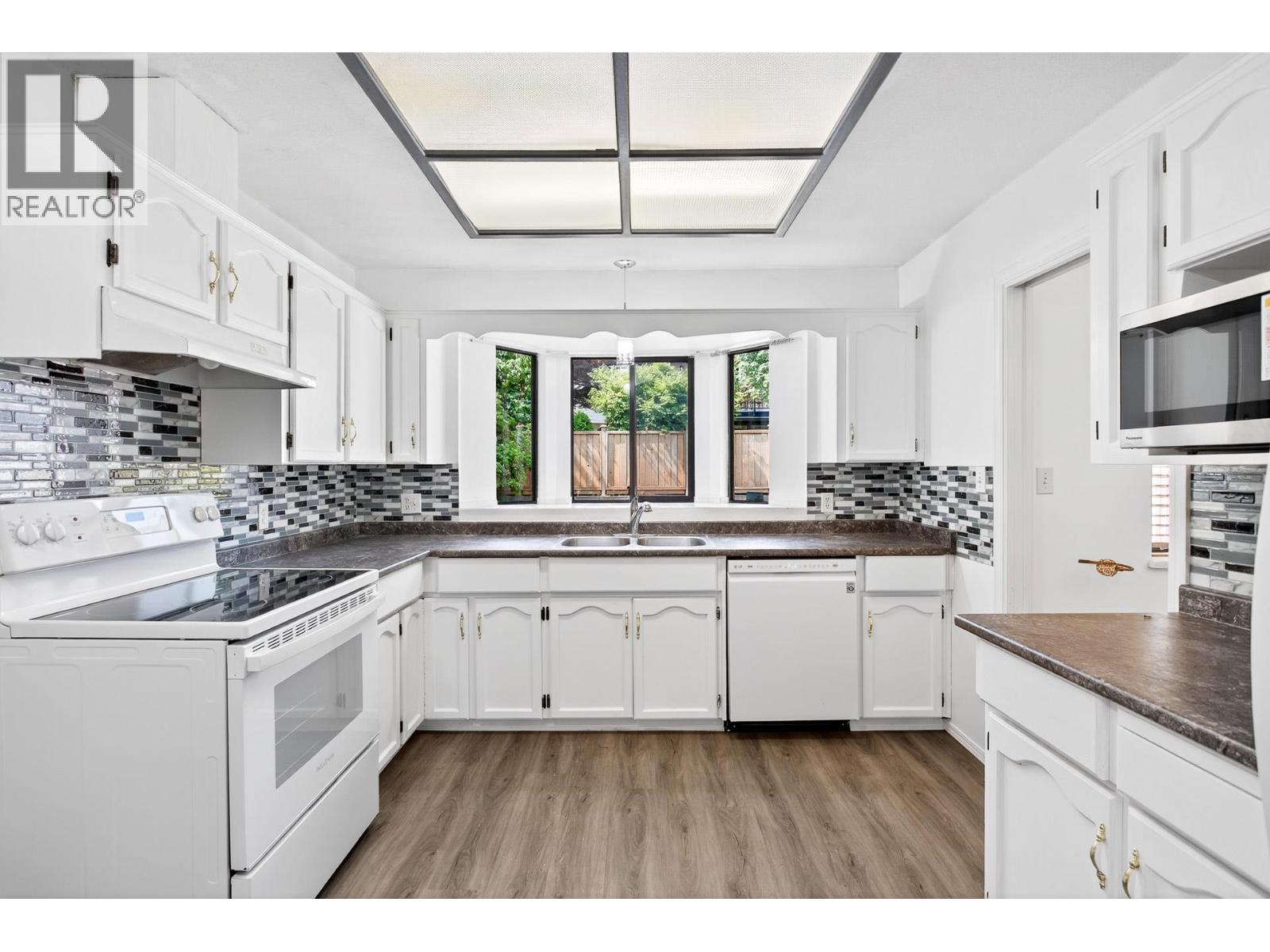 2242 Rampart Place, Port Coquitlam, British Columbia  V3C 5C5 - Photo 12 - R3032234