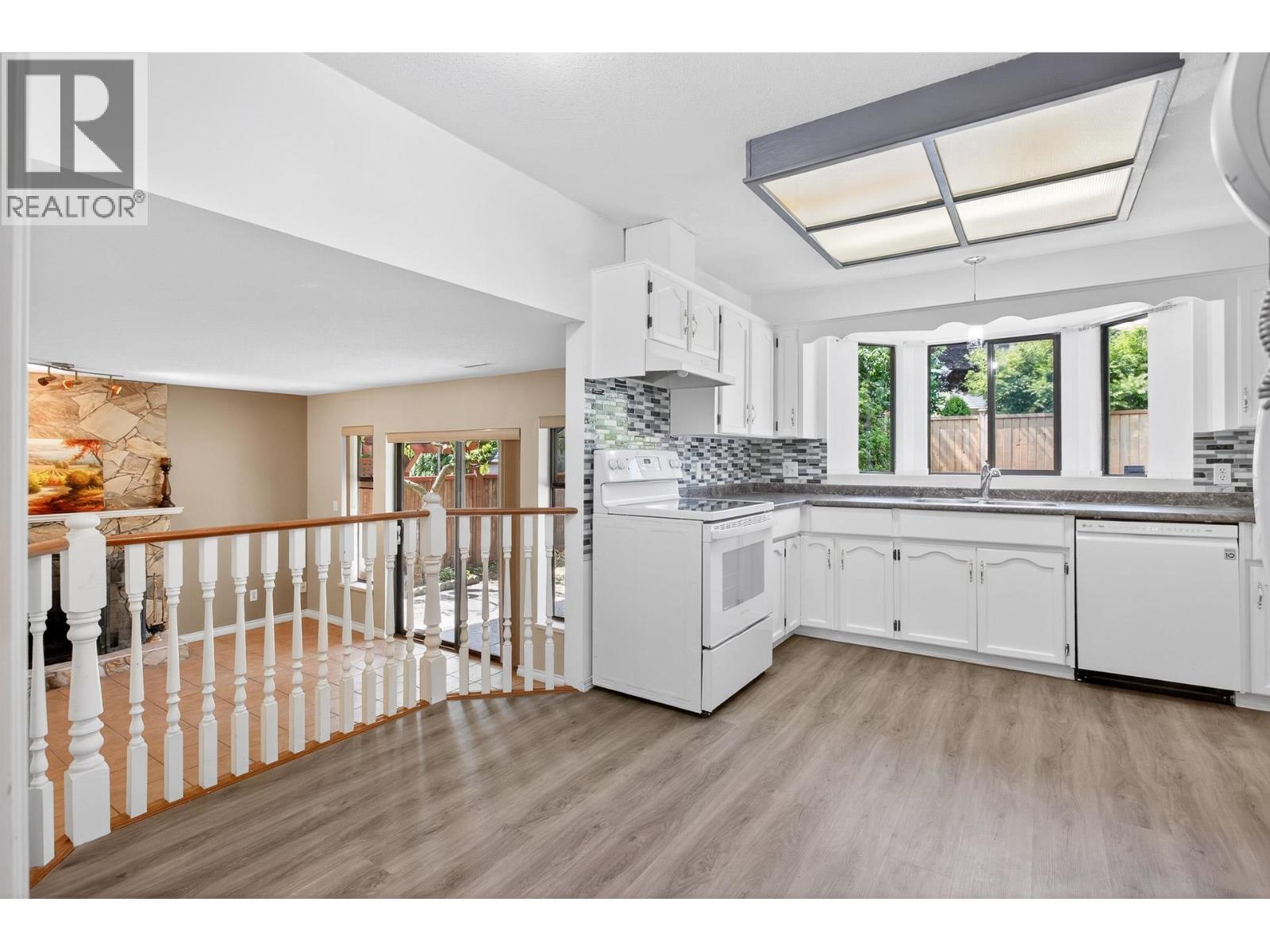 2242 Rampart Place, Port Coquitlam, British Columbia  V3C 5C5 - Photo 16 - R3032234