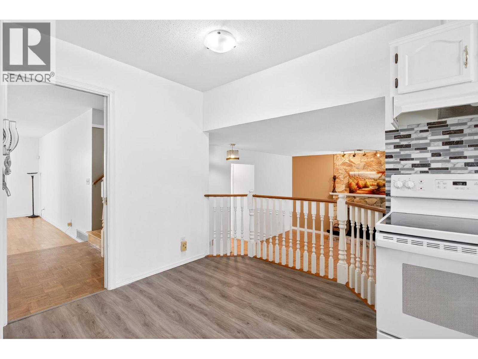 2242 Rampart Place, Port Coquitlam, British Columbia  V3C 5C5 - Photo 17 - R3032234