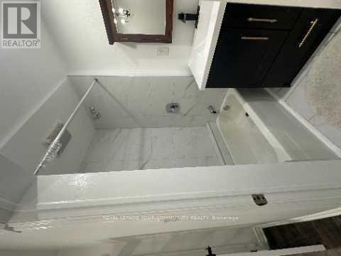 Main - 96 Gurnett Street, Aurora, Ontario  L4G 1P6 - Photo 8 - N12644770