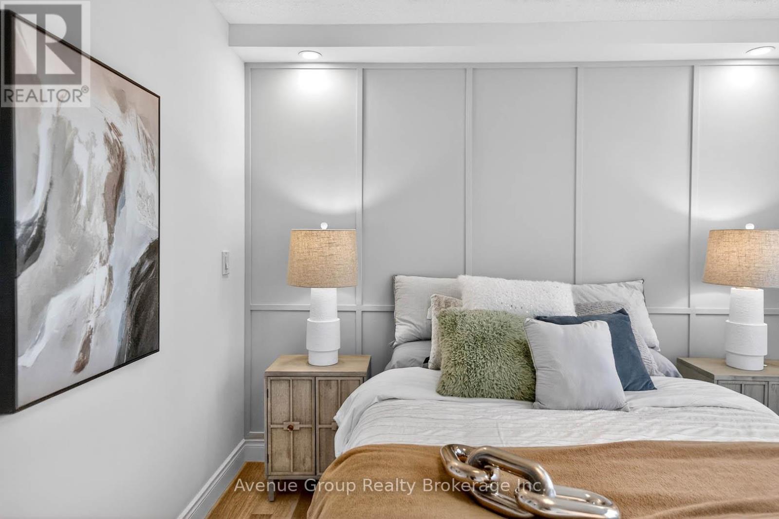 726 - 25 Greenview Avenue, Toronto, Ontario  M2M 0A5 - Photo 3 - C12645304