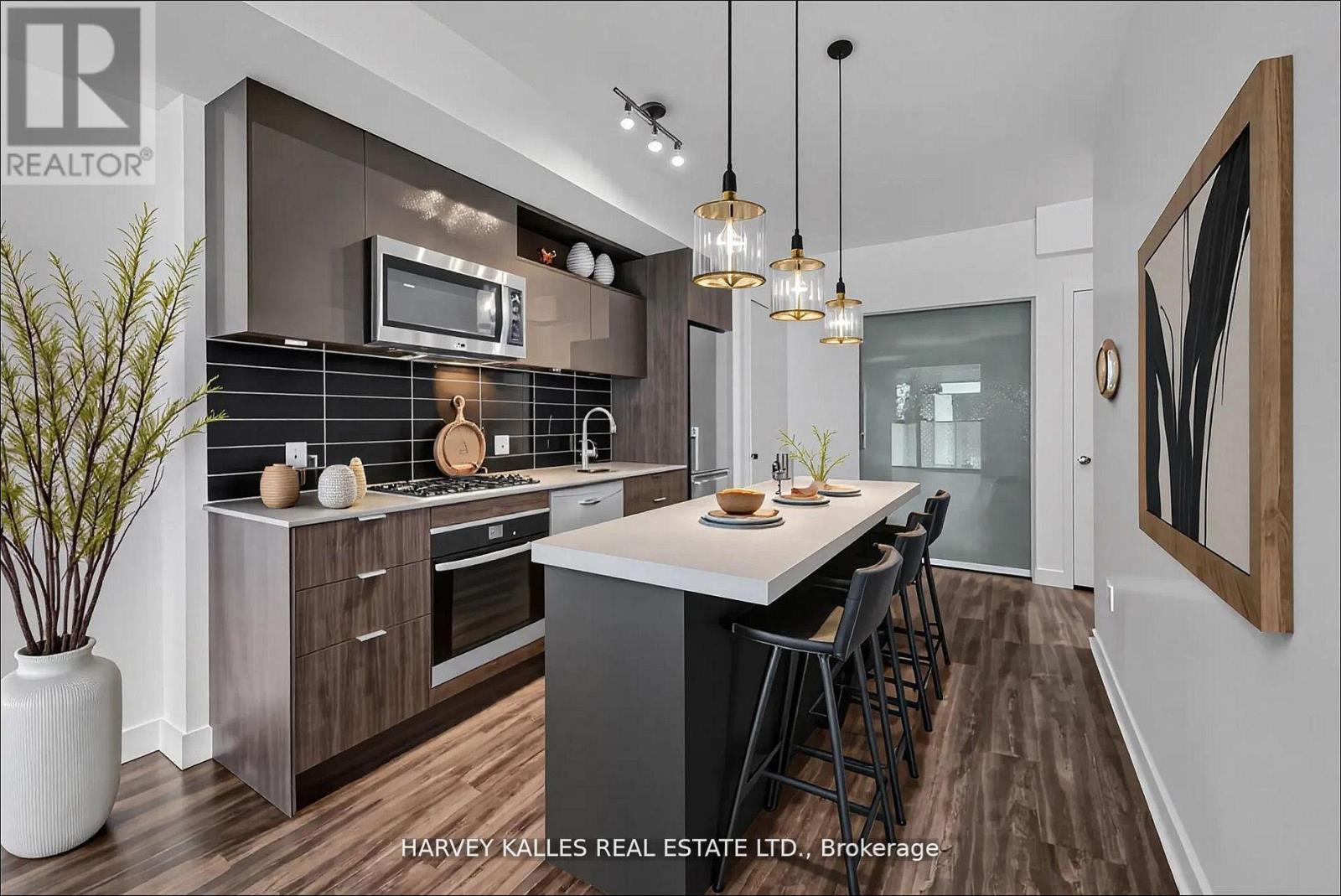 3511 - 100 Dalhousie Street, Toronto, Ontario  M5B 0C7 - Photo 2 - C12645318