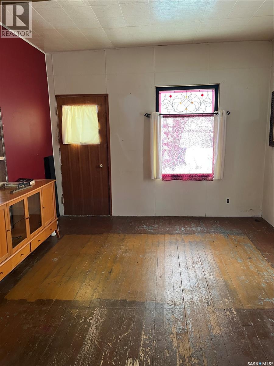 105 3rd Avenue E, Blaine Lake, Saskatchewan  S0J 0J0 - Photo 6 - SK025830