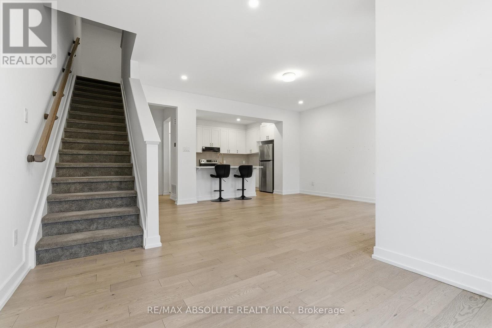 289 Anyolite Private, Ottawa, Ontario  K2J 6P5 - Photo 16 - X12603764