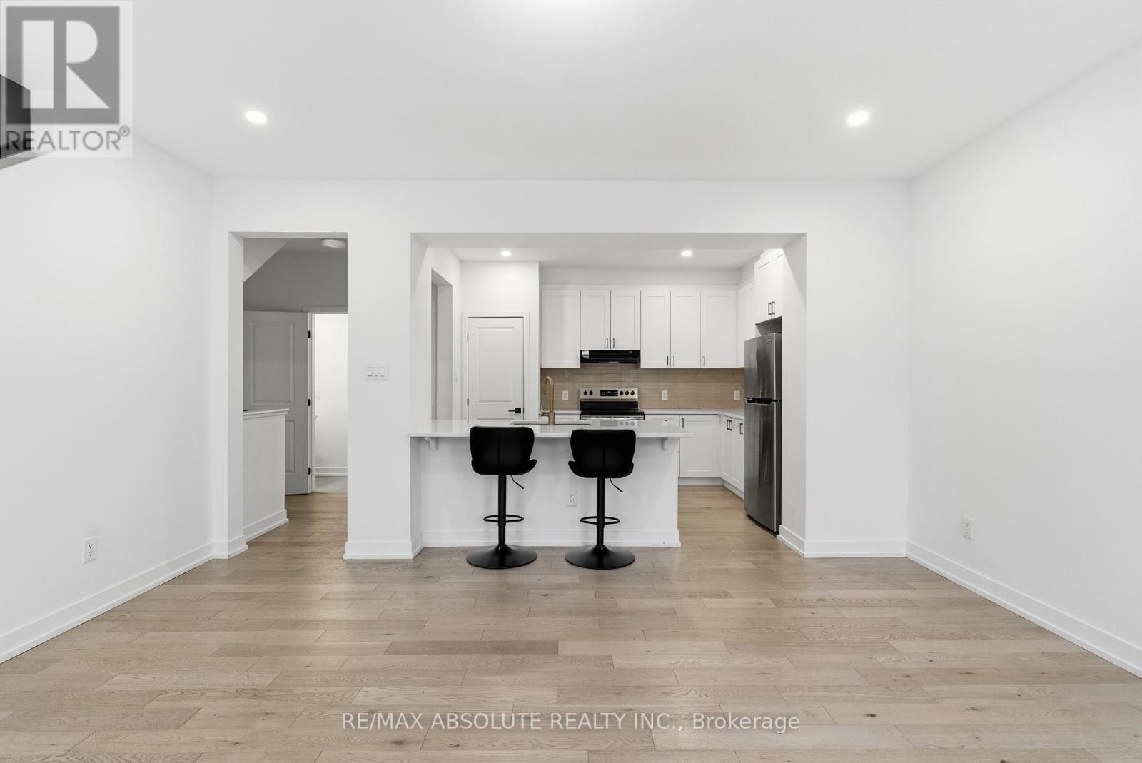 289 Anyolite Private, Ottawa, Ontario  K2J 6P5 - Photo 14 - X12603764