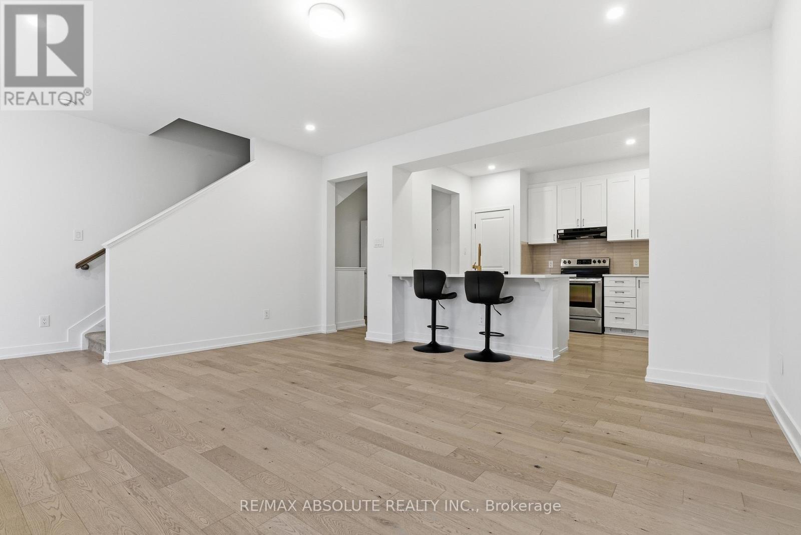 289 Anyolite Private, Ottawa, Ontario  K2J 6P5 - Photo 13 - X12603764