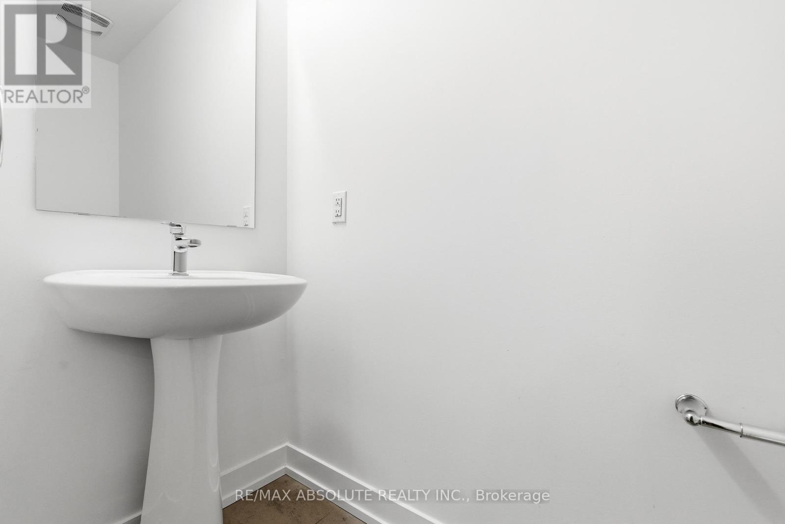 289 Anyolite Private, Ottawa, Ontario  K2J 6P5 - Photo 6 - X12603764