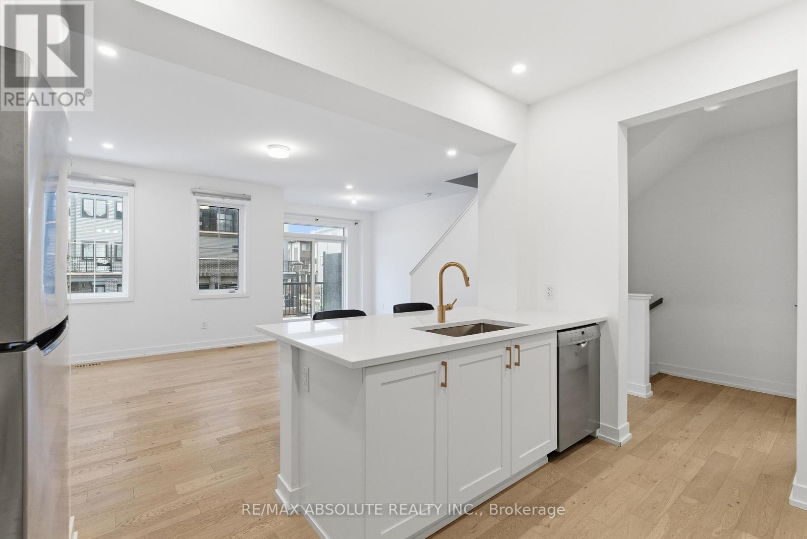 289 Anyolite Private, Ottawa, Ontario  K2J 6P5 - Photo 9 - X12603764