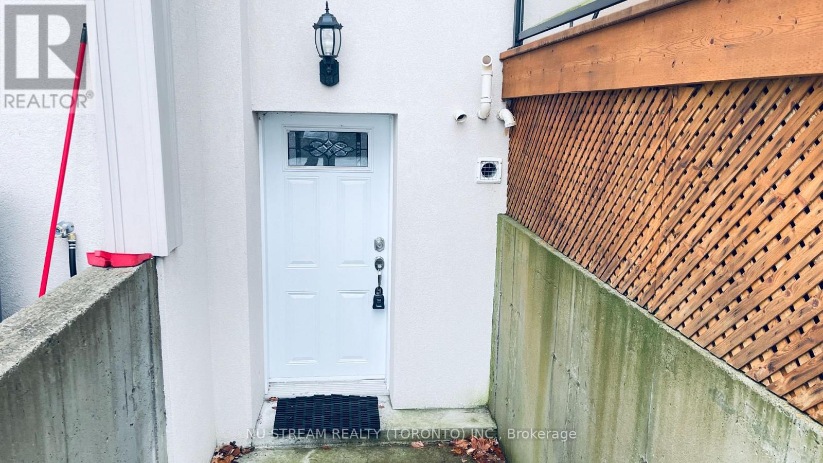 Bsmt - 36 Flavian Crescent, Toronto, Ontario  M2H 1V9 - Photo 24 - C12645336