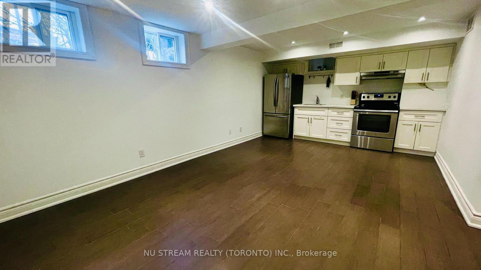 Bsmt - 36 Flavian Crescent, Toronto, Ontario  M2H 1V9 - Photo 5 - C12645336