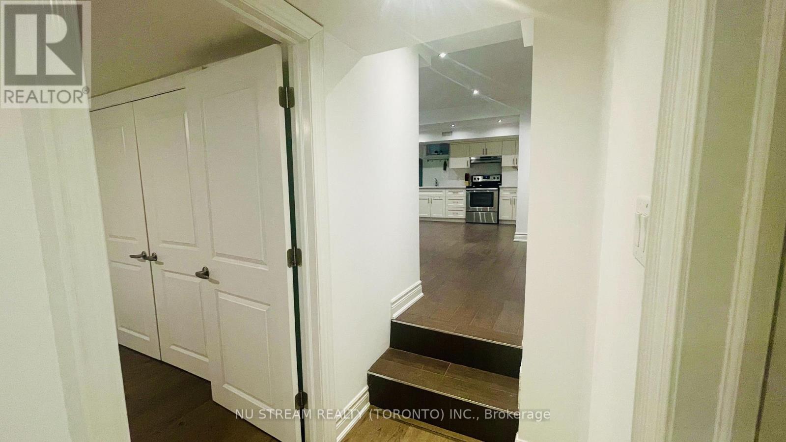 Bsmt - 36 Flavian Crescent, Toronto, Ontario  M2H 1V9 - Photo 9 - C12645336