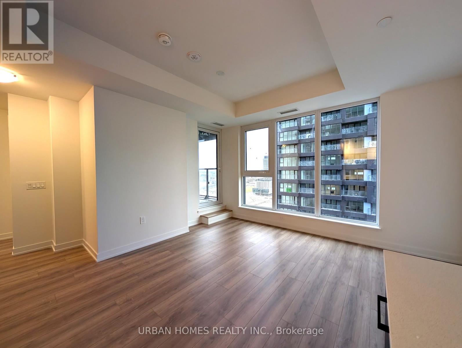 2012 - 1 Quarrington Lane, Toronto, Ontario  M3C 0S4 - Photo 7 - C12645338