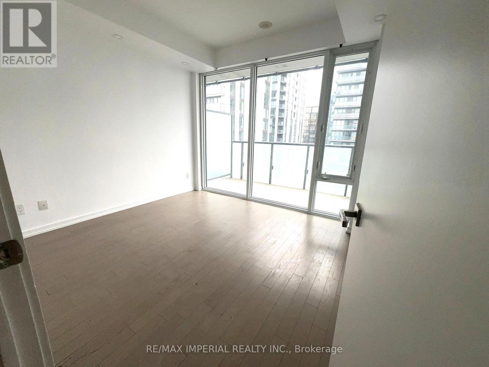 4007 - 101 Peter Street W, Toronto, Ontario  M5V 0G6 - Photo 6 - C12645340
