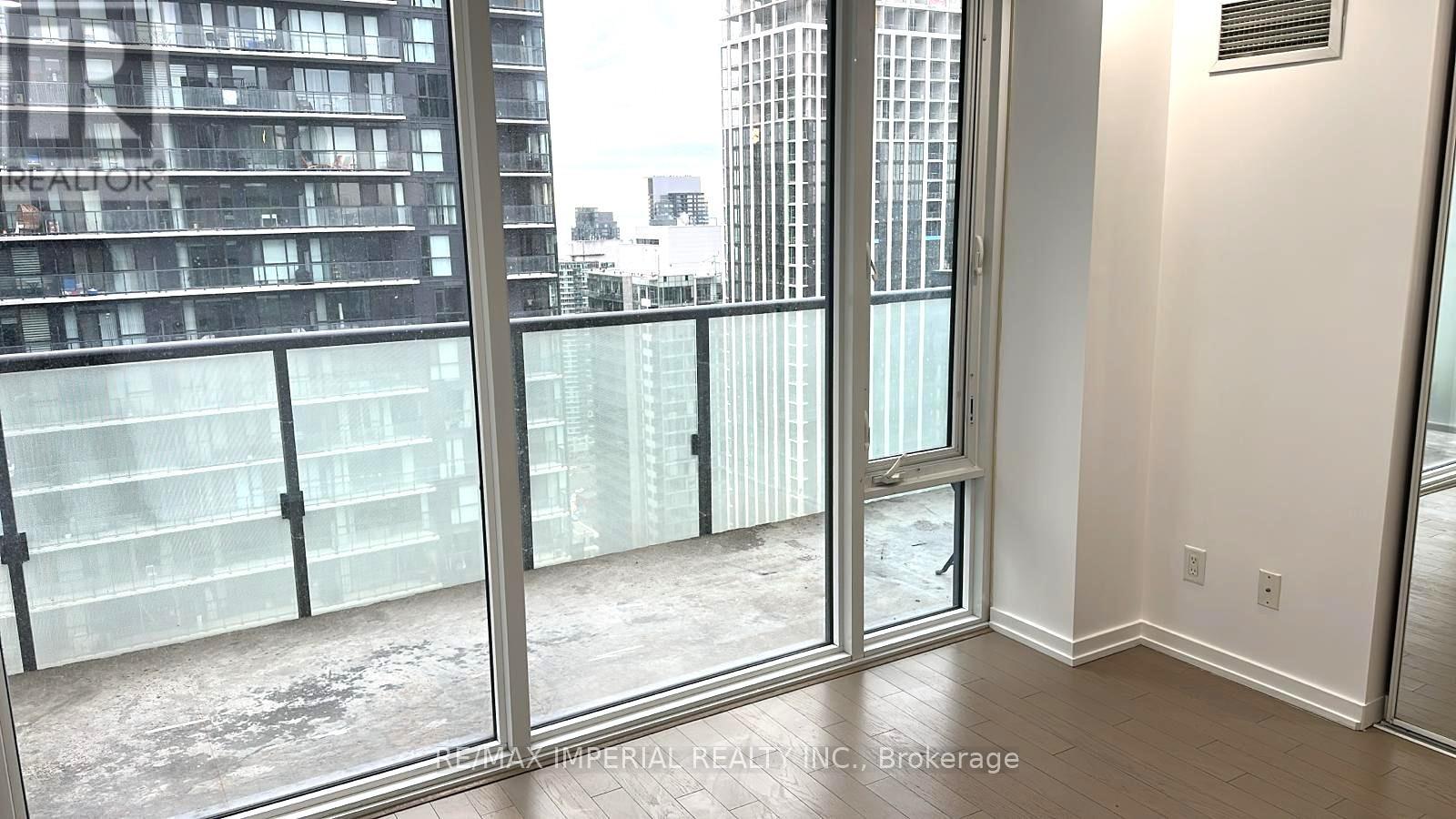4007 - 101 Peter Street W, Toronto, Ontario  M5V 0G6 - Photo 8 - C12645340