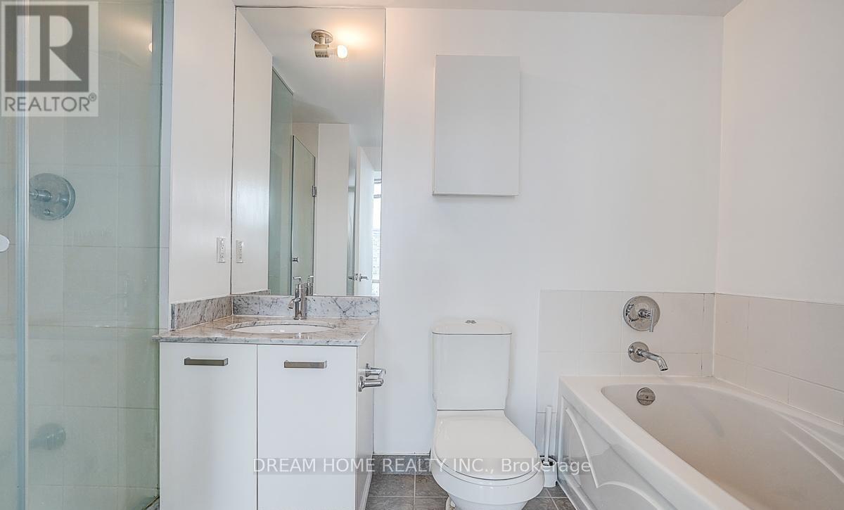 3405 - 832 Bay Street, Toronto, Ontario  M5S 1Z6 - Photo 8 - C12644624