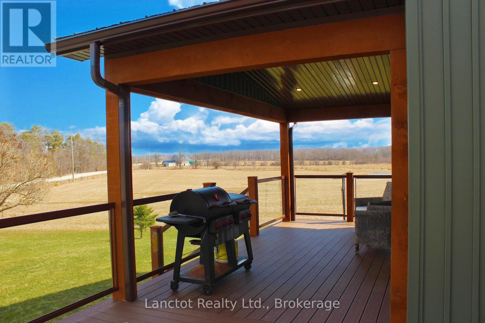 402558 Grey Road 17, Georgian Bluffs, Ontario  N0H 2T0 - Photo 21 - X12398656