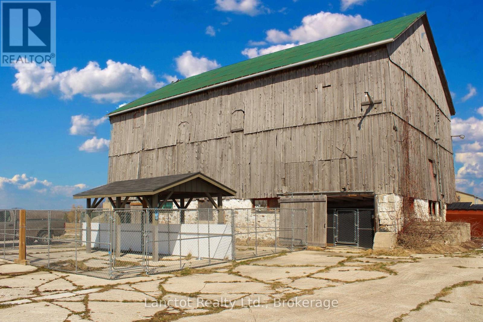 402558 Grey Road 17, Georgian Bluffs, Ontario  N0H 2T0 - Photo 14 - X12398656