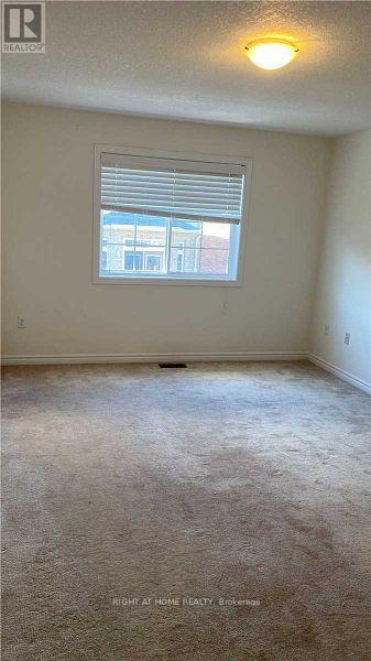 572 Murray Meadows Place, Milton, Ontario  L9T 8L8 - Photo 11 - W12645342