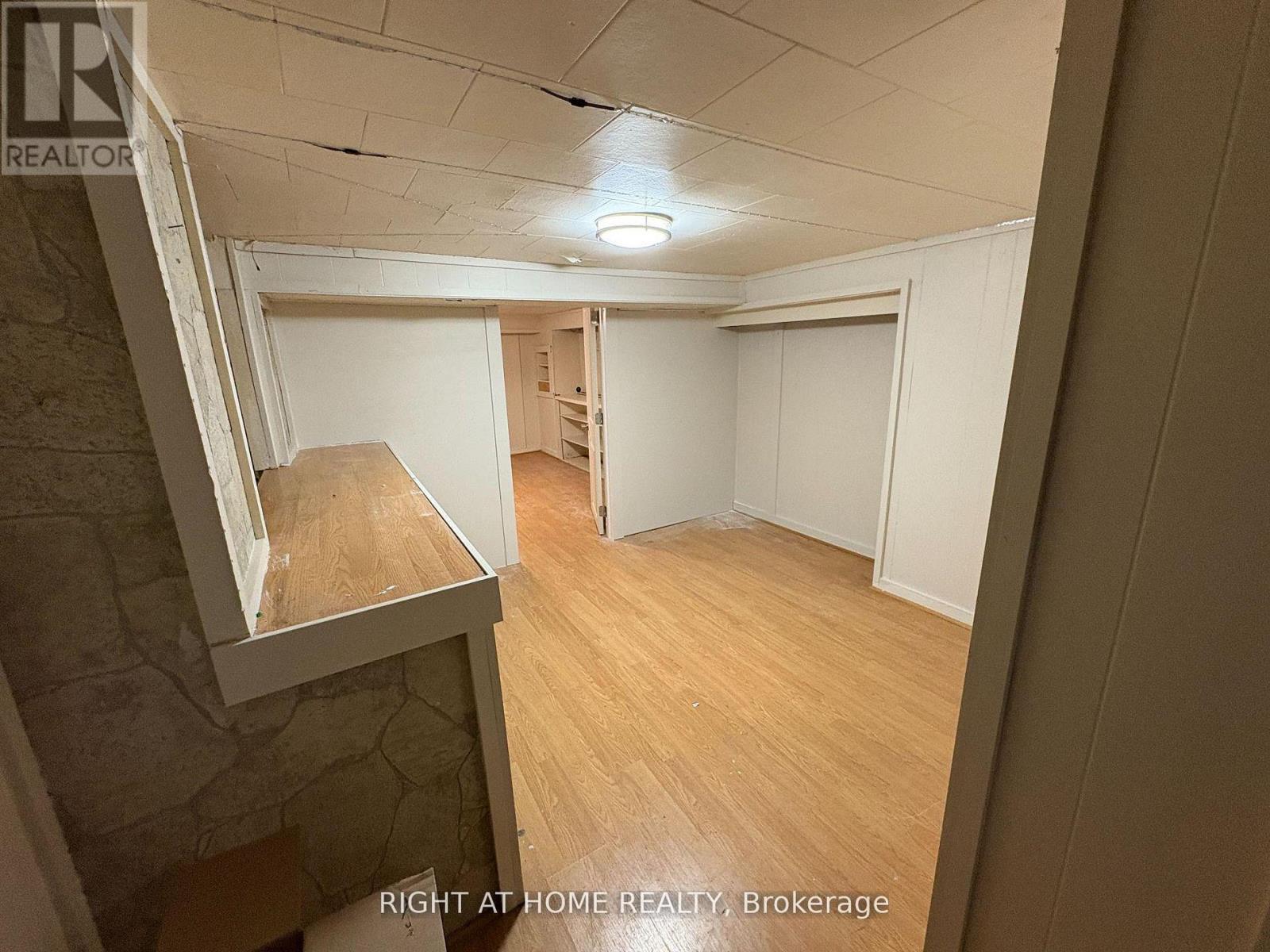 779 Indian Road, Mississauga, Ontario  L5H 1R4 - Photo 10 - W12645344