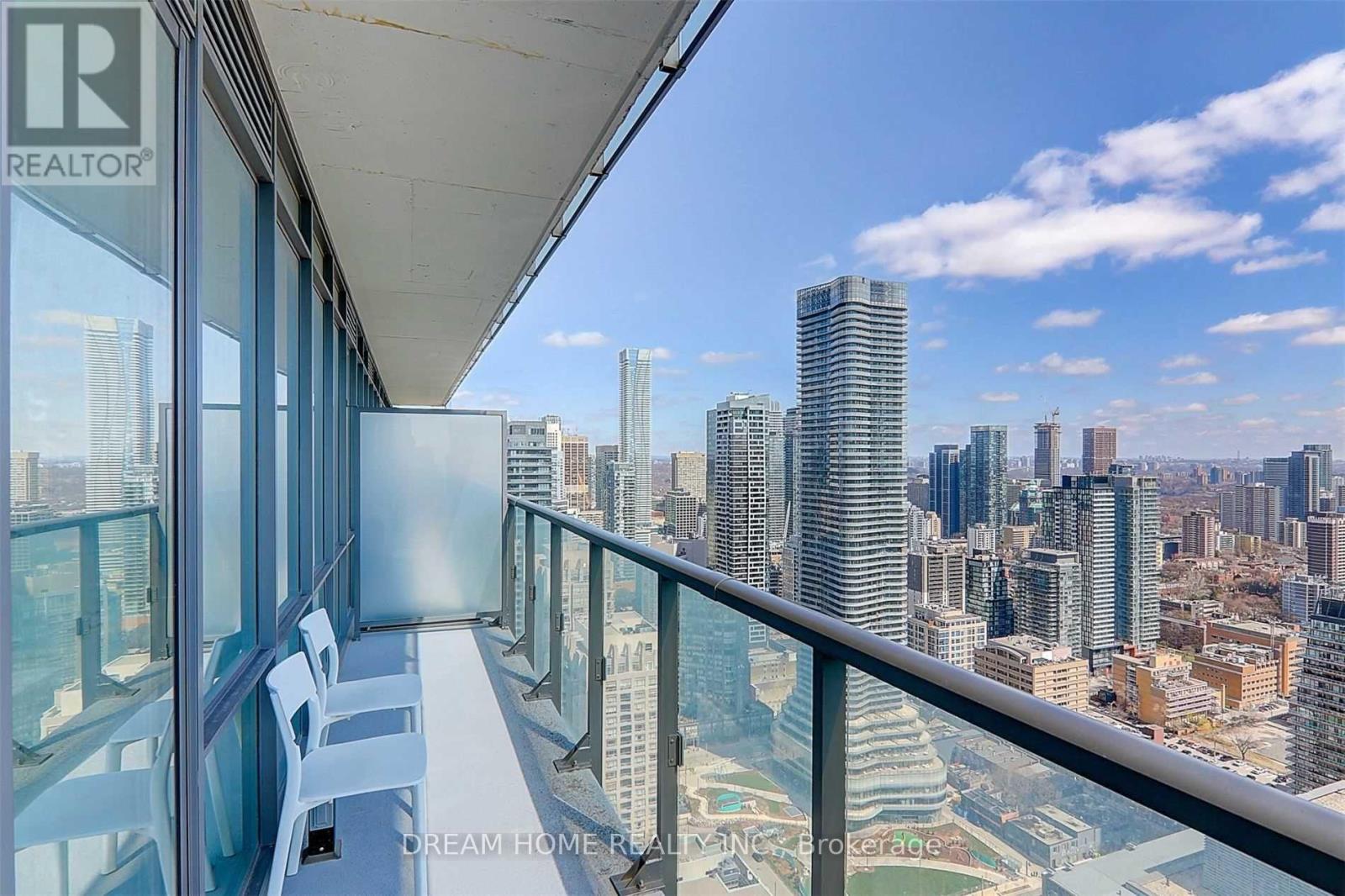 3405 - 832 Bay Street, Toronto, Ontario  M5S 1Z6 - Photo 14 - C12644624