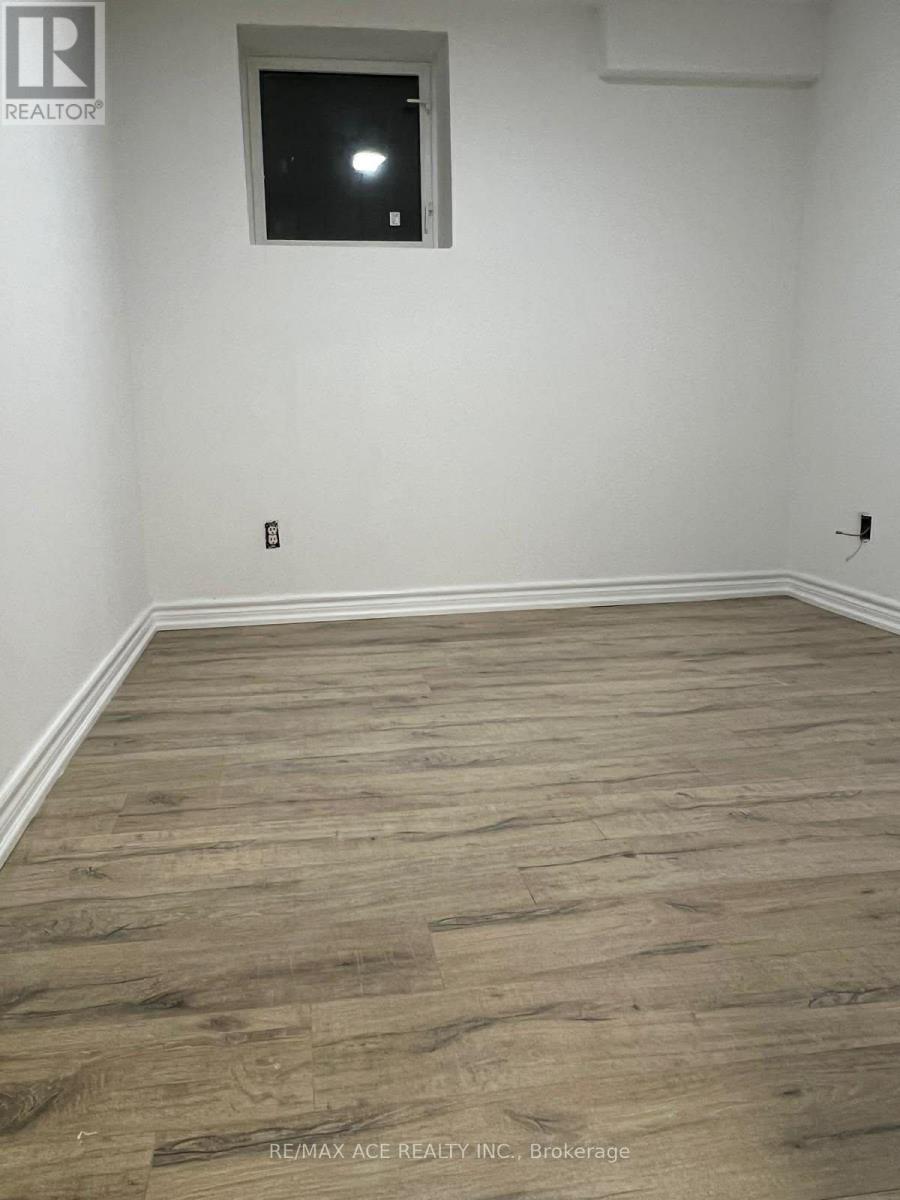 Bsmt - 161 Heale Avenue, Toronto, Ontario  M1N 3Y2 - Photo 2 - E12644020