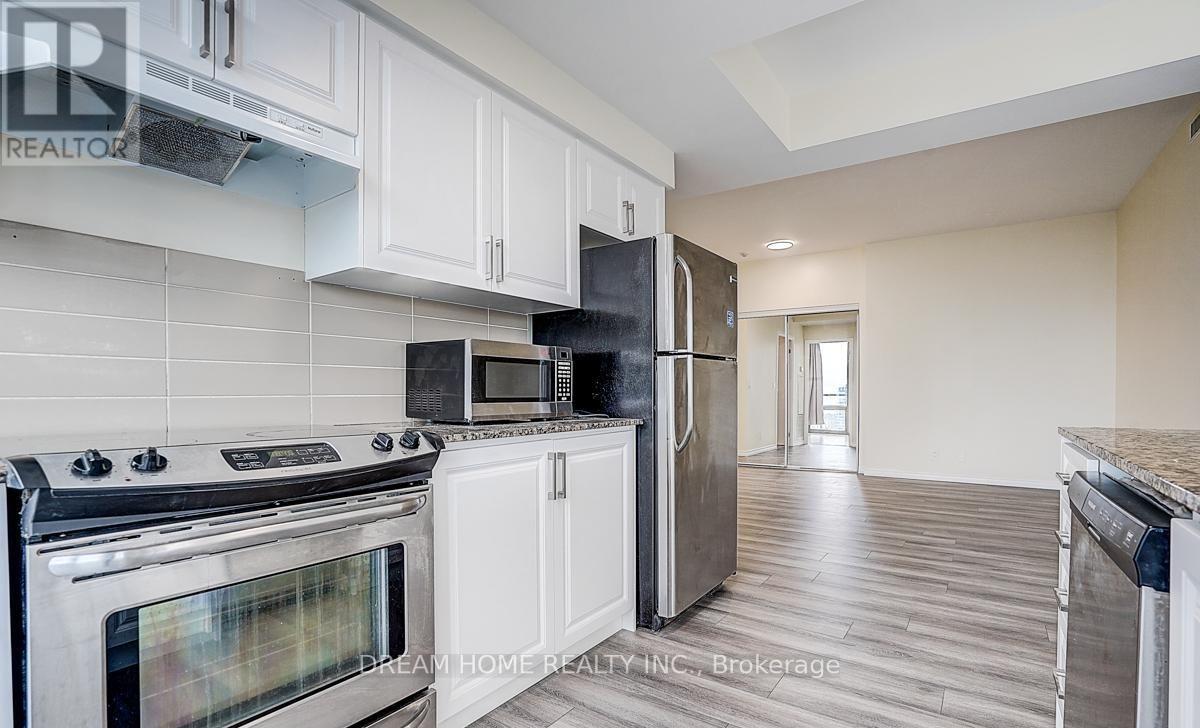 3405 - 832 Bay Street, Toronto, Ontario  M5S 1Z6 - Photo 4 - C12644624